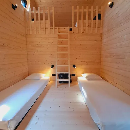 - Relais Randonneur - Capacite Max De 9 Personnes Nadrin